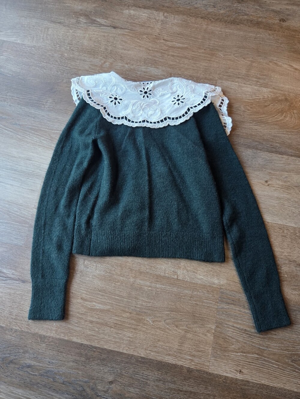 Antonio Melani Wool Blend Sweater Cardigan White Embroidered Peter Pan Collar - Picture 12 of 13